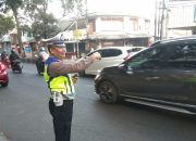 Polres Cimahi Polda Jabar, Sat Lantas Polres Cimahi Atur Lalu Lintas Di Titik Rawan Kemacetan Di Area Obyek Vital