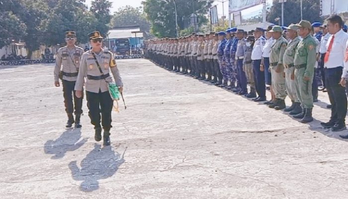 Siap Kawal dan Amankan Pemilu 2024, Kapolres Lembata Pimpin Apel Gelar Pasukan Operasi Mantap Brata 2023-2024