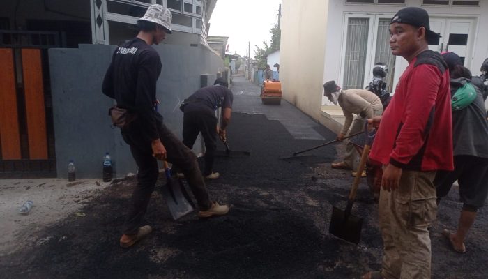 Tak Pasang Papan Informasi, Proyek Hotmix di Legok Terindikasi Buat Ajang Korupsi