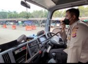 Polres Cimahi Polda Jabar, Melalui Anggota Sat Binmas Sampaikan Imbauan Tata Tertib Berlalulintas Dan Kamtibmas