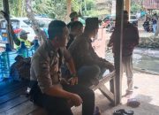 Anggota Polsek Cipatujah melaksanakan kegiatan Silaturahmi Kamtibmas