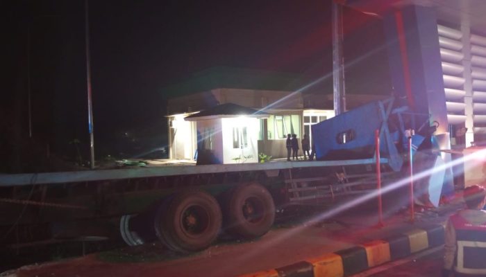 Kecelakaan Tunggal Menyebabkan Korban Meninggal, Polisi sukabumi Evakuasi Jenazahnya ke Rumah Sakit