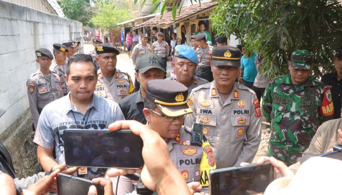 Kabid Humas Polda Jabar : Polisi Gelar Rekonstruksi Pembunuhan Kakak Kandung oleh Saudara Sendiri di Tukdana, Indramayu