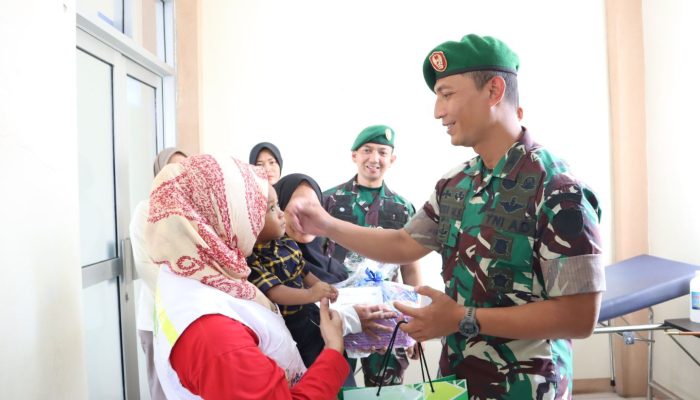 Baksos Kesehatan Pada Kunjungan Kasad di Pangandaran