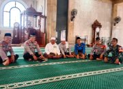 Cooling System Kapolsek Legok, Polres Tangerang Selatan Shalat Jum’at Berjamaah Di Masjid Jami’ Al Ijma