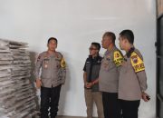 Pastikan Logistik Pemilu Aman, Kapolda Jabar Cek Langsung Gudang Logistik KPU Kabupaten Sumedang