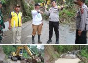 Kapolres dan Tim Gabungan Bergerak Cepat Tangani Longsor di Kabupaten Simalungun