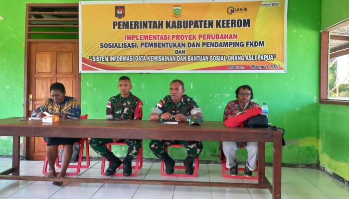Demi Kelancaran, Satgas Yonif 122/TS Ikut Serta Pengawalan Sosialisasi Pembentukan dan Pendamping FKDM Sistem Informasi Data Kemiskinan dan Bantuan Sosial