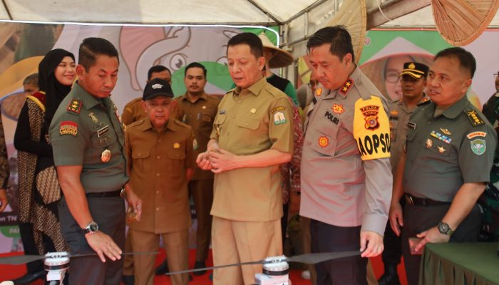 Kapolda Aceh Bersama Forkopimda Aceh Hadiri Acara Bakti Sosial Kesehatan Dan Bahan Pangan Murah Akhir Tahun 2023