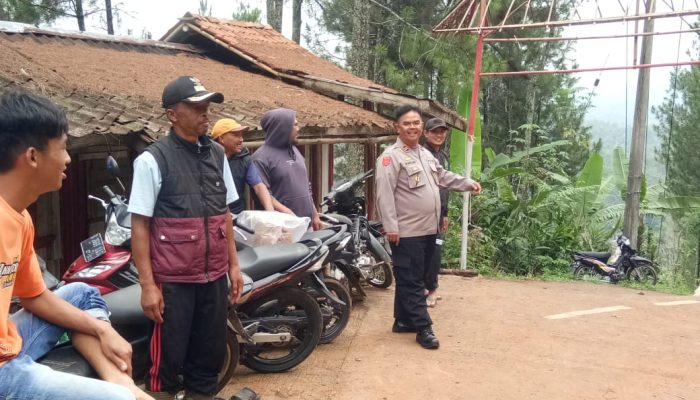 Polres Cimahi Polda Jabar, Polsek Gunung Halu Ciptakan Lingkungan Yang Aman Di Wilkum Polsek Gununghalu