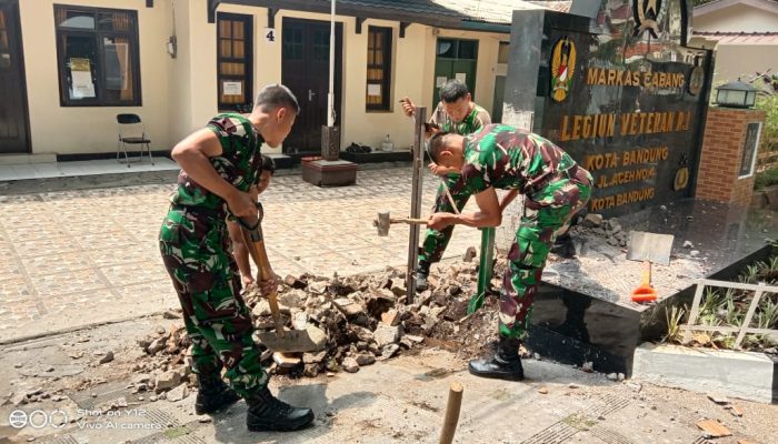 Kodim 0618/Kota Bandung  Bongkar Benteng Kantor LVRI di Jl.Aceh Untuk di Renovasi