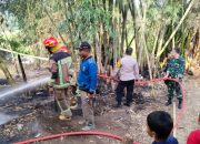 Kabid Humas Polda Jabar : Polisi Bantu Padamkan Kebakaran Lahan Bambu Di Pemakaman Umum