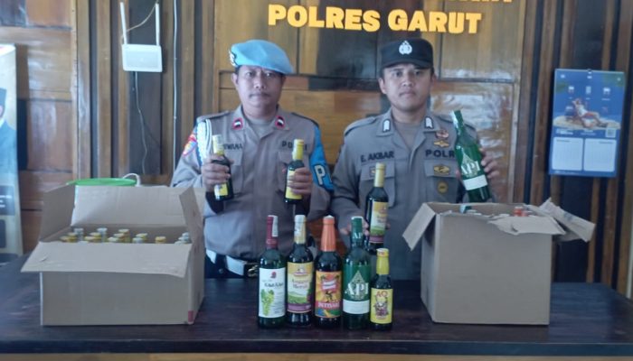Wujudkan Situasi Yang Aman Polsek Singajaya Polres Garut Gencar Lakukan Operasi Minuman Keras