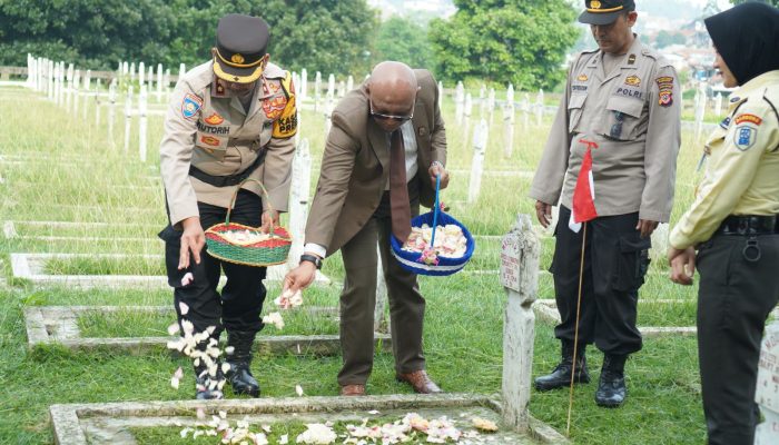 Upacara dan Syukuran HUT Satpam ke 43 Dengan Tema “Satpam Tangguh Siap Amankan Pemilu 2024 Dengan Aman dan Damai