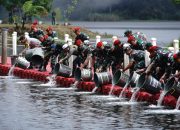 Kapolda Jabar Bersama TNI sebar Benih Ikan di Situ Lembang