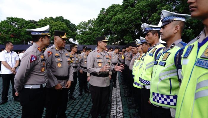 WAKAPOLDA JABAR PIMPIN APEL PENGECEKAN KESIAPAN PERSONIL BKO DALAM RANGKA PENGAMANAN TPS DAN BKO SATGAS WILAYAH