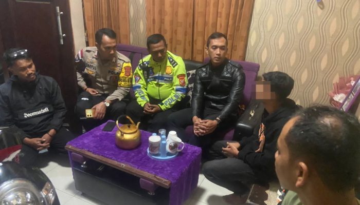 Polisi Lakukan Pembinaan Kepada 2 Remaja Ugal-Ugalan