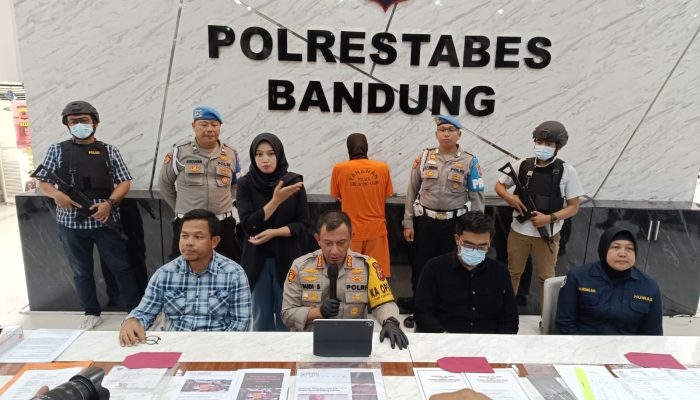 Satreskrim Polrestabes Bandung Berhasil Menangkap Seorang Pria Rafferty Renfreed Robinson Pelaku Penipuan Dan Penggelapan