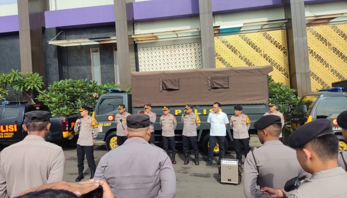 Polres Garut Terjunkan Puluhan Personil Dalam Kegiatan Rapat Rekapitulasi Perolehan Suara Pemilu 2024