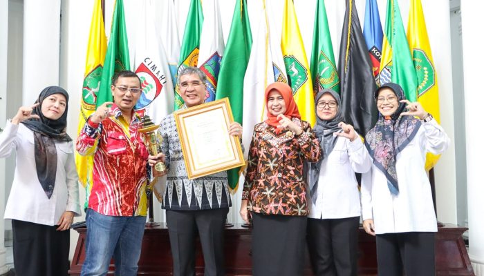 Kota Cimahi Mendapatkan Penghargaan The Best Improvement dalam Anugrah Reformasi Birokrasi Provinsi Jawa’ Barat