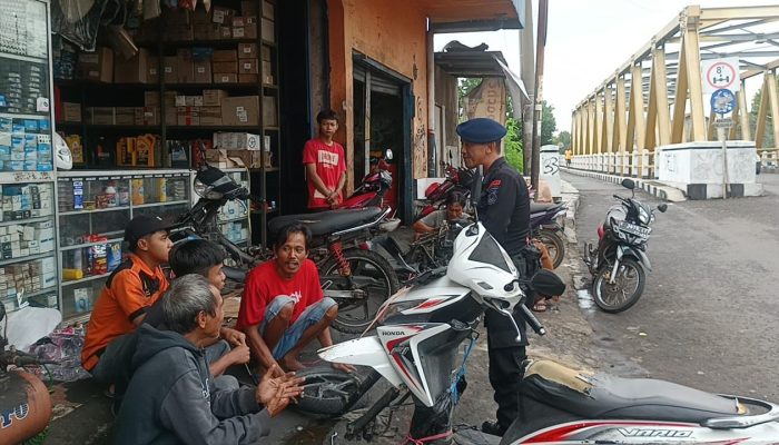 PERSONIL SAT BRIMOB POLDA JABAR PATROLI HARKAMTIBMAS CEGAH KRIMINALITAS