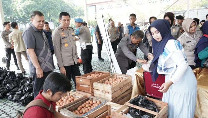 Pasar Murah Polda Jabar Diserbu Masyarakat