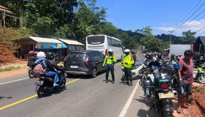 Kabid Humas Polda Jabar : H-3 Lebaran Pemudik Padati Jalur Limbangan Malangbong Garut