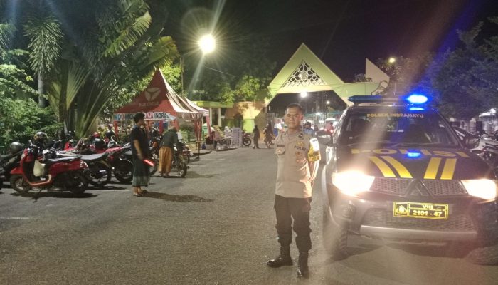 Kabid Humas Polda Jabar : Beri Rasa Aman Masyarakat, Polisi Laksanakan Pengamanan Sholat Tarawih