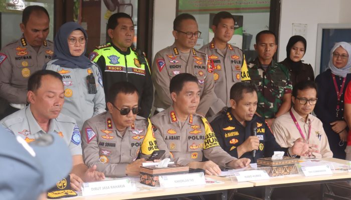 HASIL IDENTIFIKASI TERHADAP KORBAN KECELAKAAN KM 58 TOL JAPEK