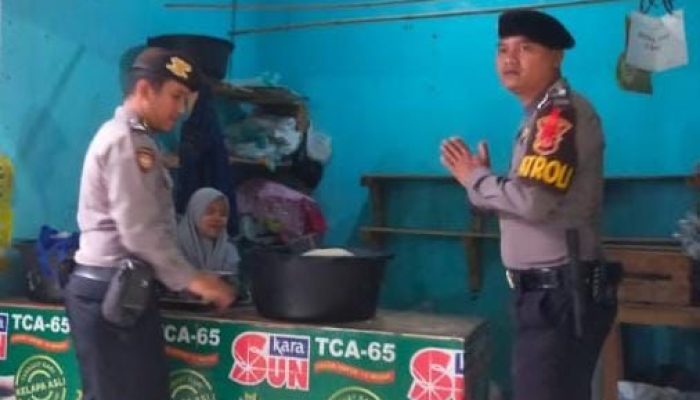Kabid Humas Polda Jabar : Polisi Patroli ke Pasar Imbanagara Cegah Penimbunan Bahan Pokok