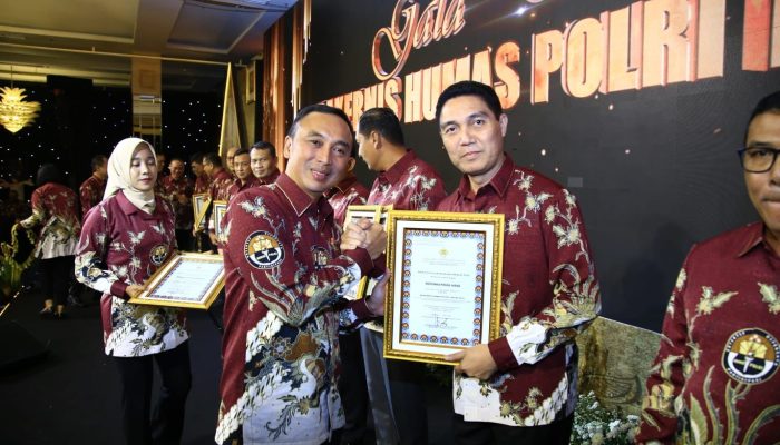 Bid Humas Polda Jabar Juara 1 Engagement Cipta Trending Topik Dari Div Humas Polri