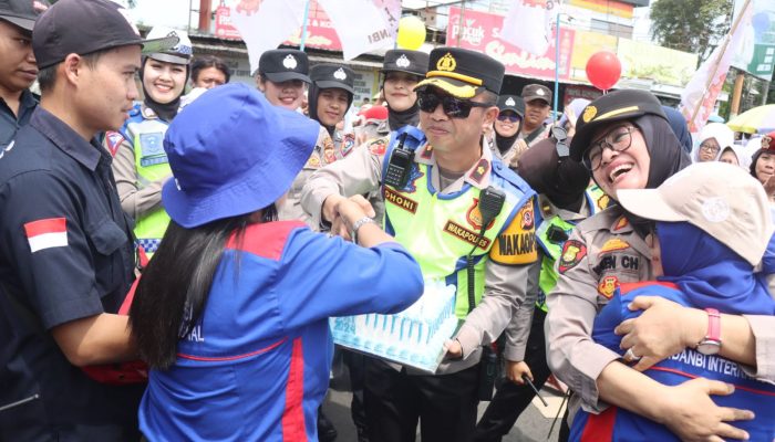 Polres Garut Jaga Kerukunan Dan Ketertiban Hari Buruh Internasional Kabupaten Garut