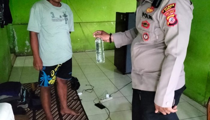 Polsek Limbangan Bergerak Tindak Pengedar Minuman Keras