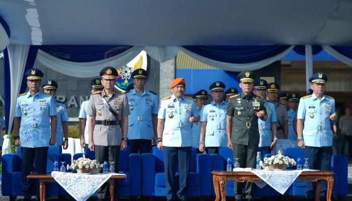 Sinergitas TNI Polri, Wakapolda Jabar Hadiri Upacara Serah Terima Jabatan Dan Lanud Husen Sastranegara Bandung