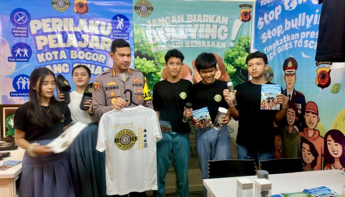 Kabid Humas Polda Jabar : Polisi Sosialisasi SKCK Goes To School di Mall Boxis 123