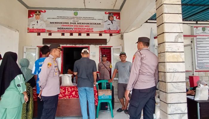 Kabid Humas Pold Jabar : Polisi Pimpin Pengamanan Penyaluran Bantuan Pangan