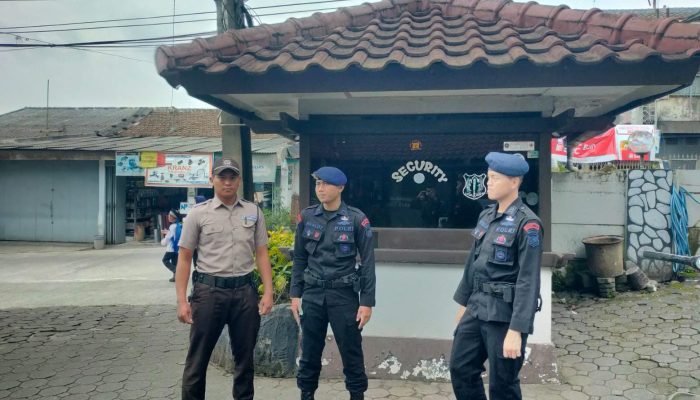 Jaga Kamtibmas, Brimob Polda  Jabar Laksanakan Patroli Penginapan dan Hotel 