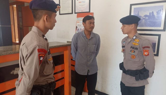 Sambangi Kantor Pos Brimob Polda Jabar Berikan  Himbauan Kamtibmas 