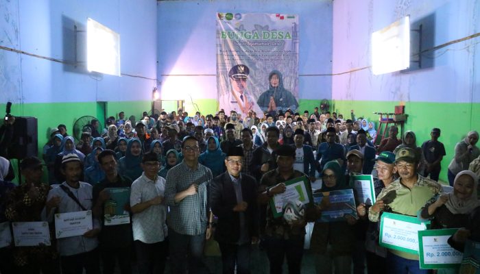 Saat Giat Bunga Desa, Bupati Bandung Sosialisasikan Internet Publik Gratis Bewara DS