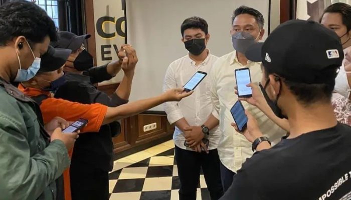 Kapolda dan Wakapolda Jabar Raih Tingkat Kepercayaan Tinggi dalam Survei ETOS