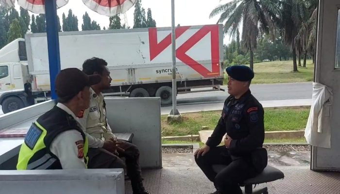Patroli Sambang Securty Kawasan KIIC Karawang Barat dan  Sampaikan Pesan Harkamtibmas 