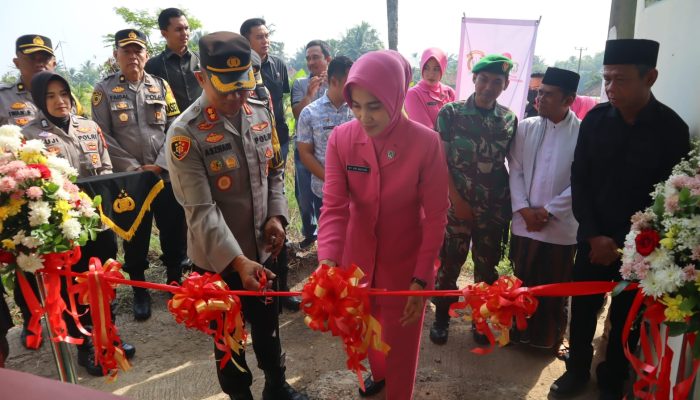 Rangkaian HUT Bhayangkara ke-78, Polisi Resmikan Sumur Bor untuk Masyrakat Desa Girimulya