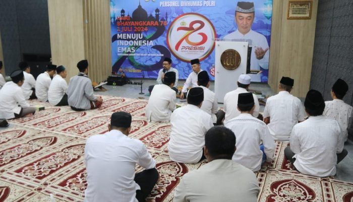Divisi Humas Polri Gelar Khataman Dalam Rangka HUT Bhayangkara ke-78