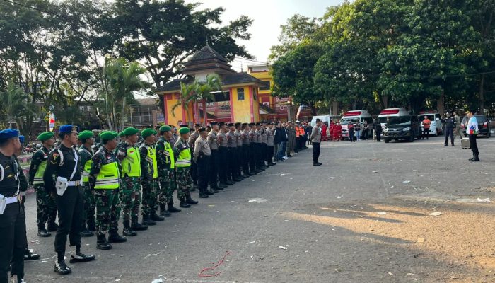 Ratusan Personil Polres Amankan Porkab Garut