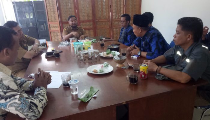 Kades Ciparasi, Audensi Ke-3 Kembali Mangkir, Badak Banten Akan Lanjutkan Persoalan Dengan Lapdu Ke APH