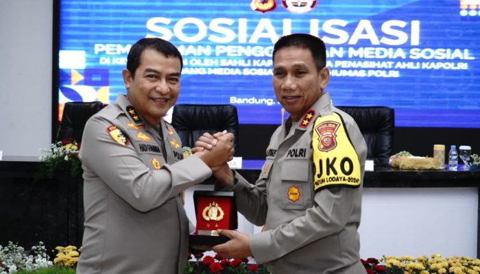 Sosialisasi dari Sahli Kapolri mengenai Pemahaman Penggunaan Media Sosial