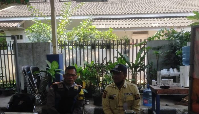 Bhabinkamtibmas Sambang dan Silaturahmi dengan Petugas Satpam