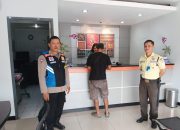 Lewat Sambang, Bhabinkamtibmas Paledang Polsek Lengkong sampaikan Himbauan Kamtibmas kepada Warga