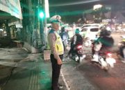 Cegah Kemacetan Polsek Kiaracondong Lakukan Pengaturan Di Malam Hari