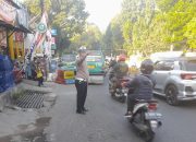 Personel Unit Lalu Lintas Polsek Cidadap Antisipasi Rawan Sore Gelar Pengaturan Arus Lalin